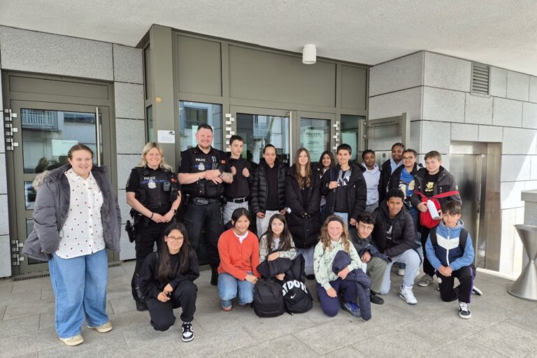 visite police